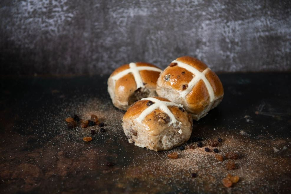 Suprima Hot Cross Buns with Fruit 80g 6 pack